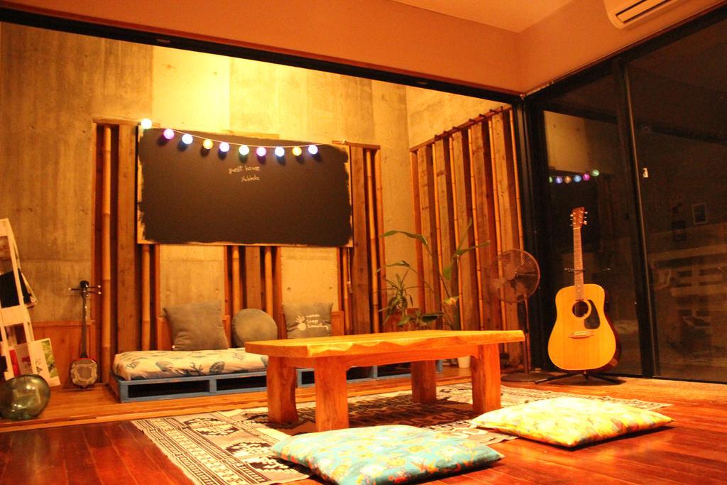 Guest House Holoholo Ishigakijima Ishigaki  Exterior photo