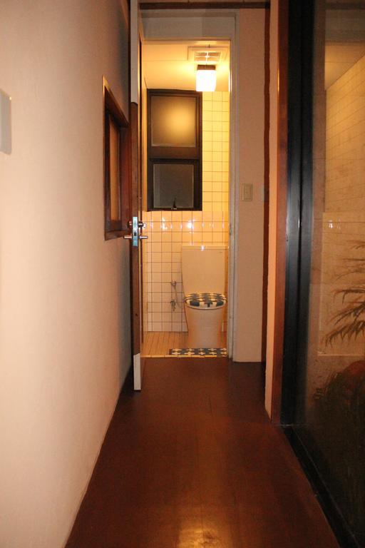 Guest House Holoholo Ishigakijima Ishigaki  Exterior photo